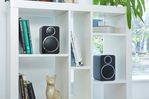 Boekenplank speakers